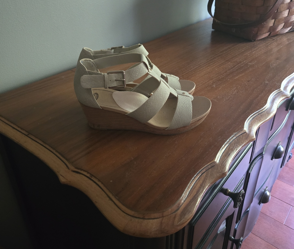 Women's Dr. Scholls Taupe Wedge Sandals